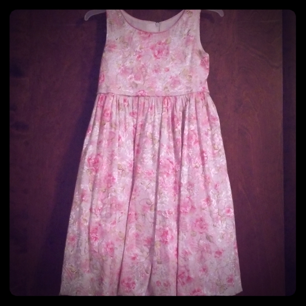 Girls pink sparkly dress